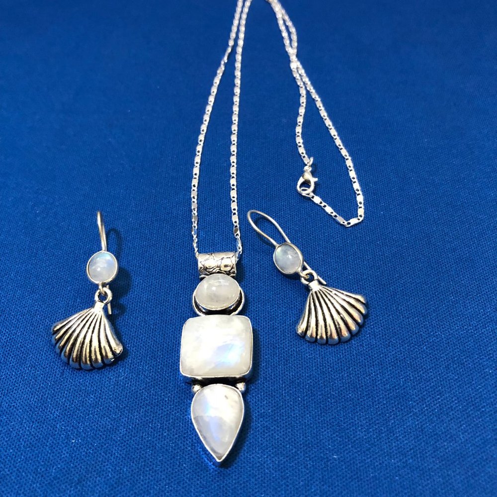 Rainbow Moonstone Gemstone 925 Stamped Sterling Silver Necklace + Earring Set - Picture 2 of 4